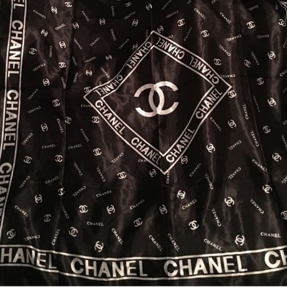 Vintage 70s Chanel scarf